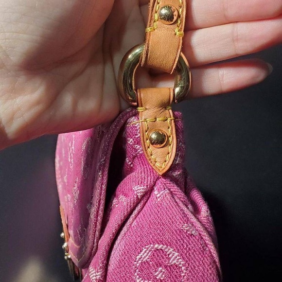 Vintage Louis Vuitton pink denim hobo bag - Picture 5 of 6